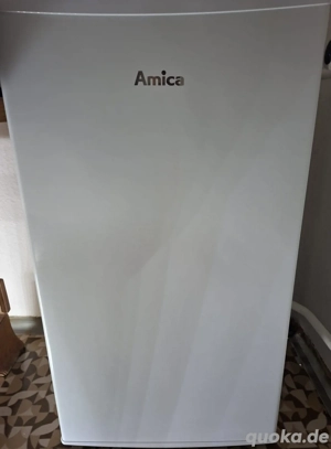 kleiner Kühlschrank in weis von amica 