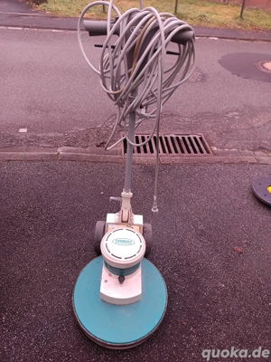 Bodenpoliermaschiene Tennant 2330E