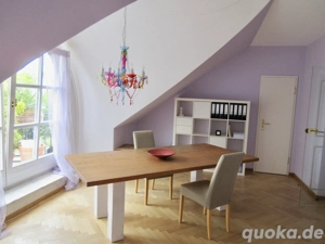 Tisch mit massiver Pinienholzplatte 230 x 110 cm