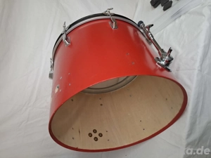 Für Bastler: Concert Bassdrum in Red Sparkle Finish