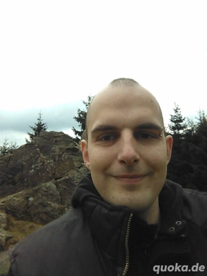 Ich stell mich selbst gefesselt zu verfühgung