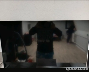 verkaufe hier ein smart TV 81 cm Diagonale 