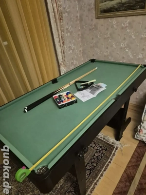 Billard Tisch. Kompakt und kippbar 182x95 cm. Klein, aber groß genug für Spaß. In Bad-B. Günstig. 