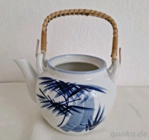 Teekanne Kaffeekanne Porzellan Gesamthöhe 20cm weiß blaue Blumen