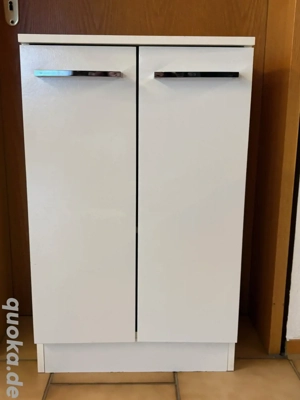 Stand - Badschrank, gut erhalten 81 H x 50 B x 33 T