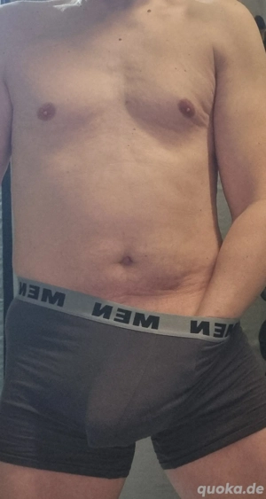 Suche Sie nähe Kassel  jetzt  in schönen Dessous Trägst du Nylons. 