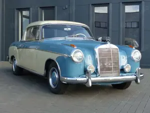 Mercedes-Benz 220 S Ponton Coupe