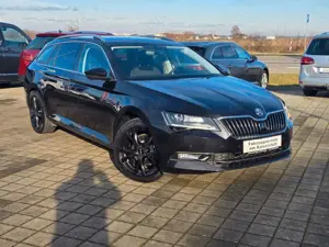 Skoda Superb Combi Style ACC LED AHK 4xSHZ