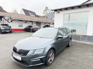 Skoda Octavia Combi RS 245/LED/NAVI/AHK/RS-Sitze/