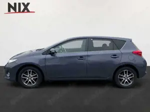 Toyota Auris 1.6 6-Gang Comfort SHZ KLIMA KAMERA Bild 3