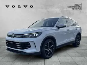 Volkswagen Tiguan 1.5 eTSI Elegance HUD AHK Panodach Navi Leder Digi