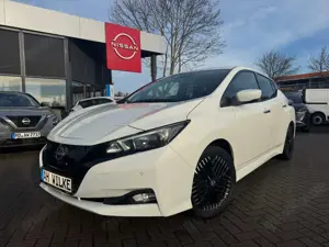 Nissan Leaf 40kWh N-Connecta/WINTERPAKET/NAVI/360°/PORPILOT
