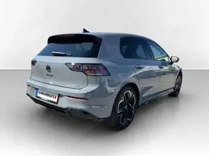 Volkswagen Golf VIII 1.5 eTSI DSG R-Line AHK*STHZG*PANO*IQ-LIGH... Bild 5
