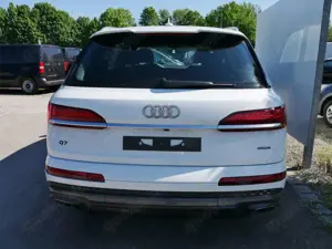 Audi Q7 S line 45 TDI*4X4*AHK*LED*7-SITZE*20 ZOLL*PANO*KAM Bild 3