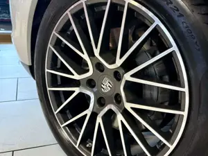 Porsche Cayenne Bild 5