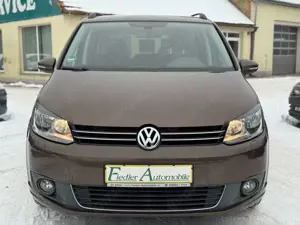 Volkswagen Touran 1.2TSI Comfortline / KLIMAAUT / SITZHZG Bild 2