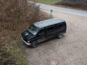 Ford Econoline E-150 Bild 4