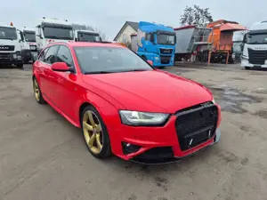 Audi A4 A4 Avant S line Quattro 2.0TDI *Xenon/MMI+/Temp