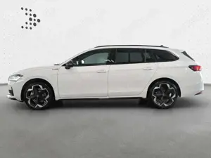 Skoda Superb Combi Sportline 2,0 TDI 4x4|AHK|pACC|Head Bild 3