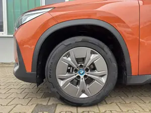 BMW iX1 xDrive30 LED Navi ParkAs SHZ Bild 3