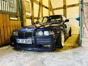 BMW 325 325i