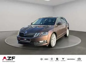 Skoda Octavia Combi 2.0 TDI DSG Style NAVI+ACC+CANTON