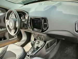 Jeep Compass Compass Diesel 2.0 MultiJet Active Drive Limited Bild 3