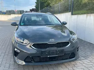 Kia Ceed SW / cee'd SW Cee'd SW 1.6 CRDI Vision LED*CarPlay*Kamera*SH*Alu