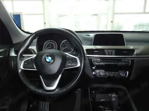 BMW X1 xDrive 20 d xLine Bild 3