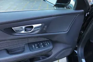 Volvo V60 B4 B DKG Core LED Navigation ACC Rückfakam Klimaau Bild 5