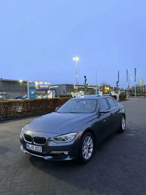 BMW 330 330d xDrive Aut. Blue Performance Bild 5