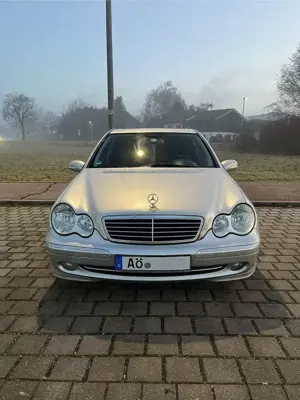 Mercedes-Benz C 180 Avantgarde Automatik