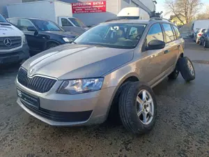 Skoda Octavia Octavia Combi 1.6 TDI Active,Alu,Klima,Model 2014