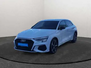 Audi A3 Sportback 40TFSIe S tronic S line Matrix Navi HUD