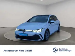 Volkswagen Golf VIII 1.5 eTSI DSG R-Line IQ.LIGHT+ACC+PANO