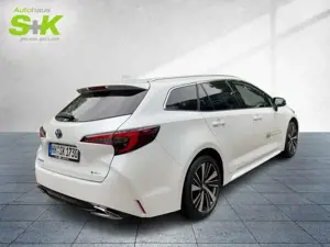 Toyota Corolla 2,0 l Hybrid TS, Teamplayer+SHZ+LKHZ+PDC+R-KAM Bild 4