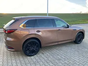 Mazda CX-80 CX-80 AWD PHEV Aut. HOMURA/ 7️⃣Sitzer Bild 3