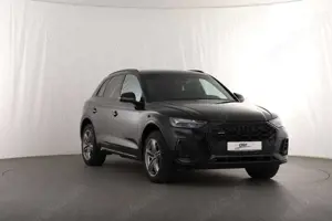 Audi Q5 40 TDI quattro S line S tronic VIRTUAL DAB AHK LED Bild 2