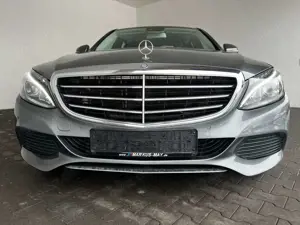 Mercedes-Benz C 220 d Limo 4Matic LED Navi Leder  Shz Luxury Bild 2