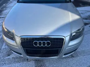 Audi A3 1.6 Ambiente DSG NAVI 1 HAND ORGINAL KM STAND!!! Bild 3