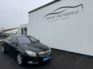 Opel Insignia Sport 4x4| XENON| 8FACH BEREIFT| LEDER|