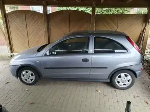Opel Corsa Opel Corsa mit neuen Reifen