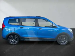 Dacia Lodgy TCe 115 Stepway Celebration Bild 3