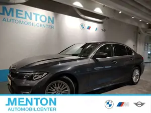 BMW 320 d LuxuryLine/AHK/ACC/Kamera Bild 1