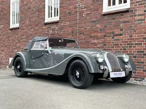 Morgan Plus 4 Plus 4 2.0l *** 1. Hand, Sportgrey