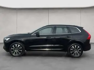 Volvo XC60 XC60 B5 AWD Leder PilotAssist BLIS Voll-LED 19'' A Bild 2