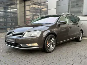 Volkswagen Passat Variant Comfortline BlueMotion AHK/Bi-Xenon/Tempomat/Navi