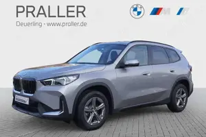 BMW X1 sDrive20i Automatik AHK Navi Kamera LED-adaptiv DA
