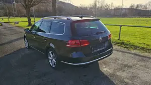 Volkswagen Passat Variant 2.0 TSI DSG Highline CHECKHEFT+XENON+STH+SH+KAMERA Bild 4