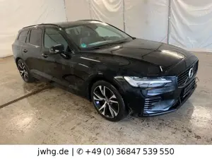 Volvo V60 T6 AWD R Design LED Navi HeadUp ACC+S VLeder Bild 2